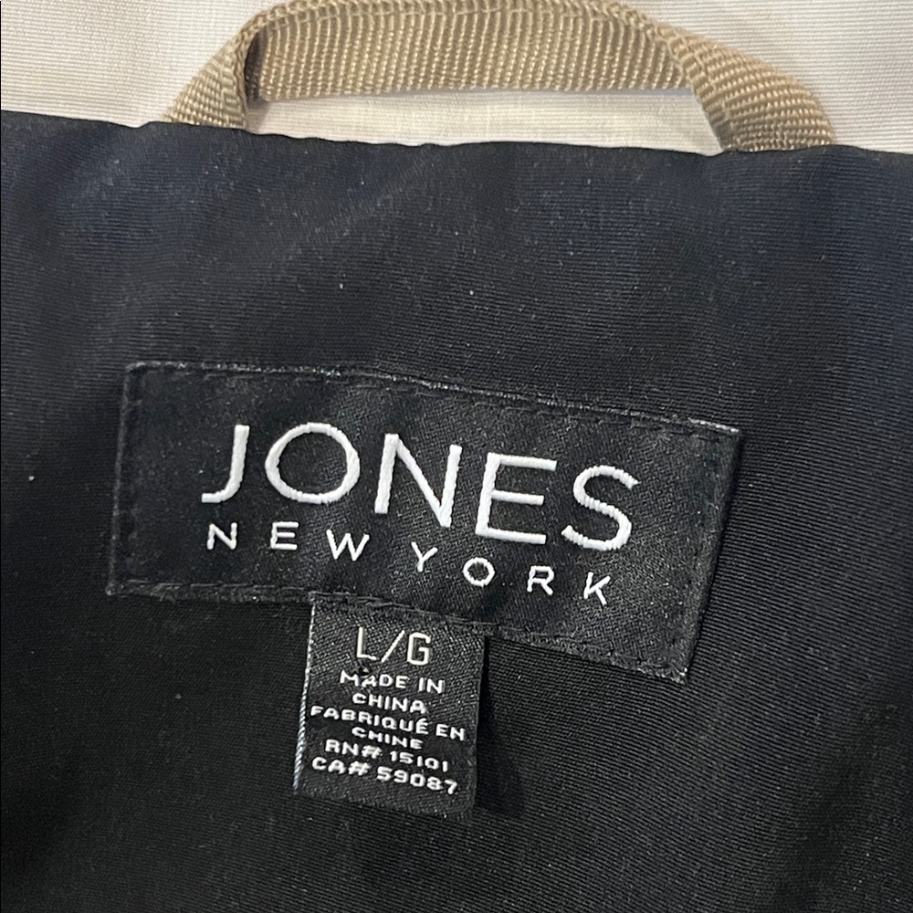 NWT Jones New York Black/Cream Jacket Size Large Rain Waterproof Lightweight - Picture 10 of 16